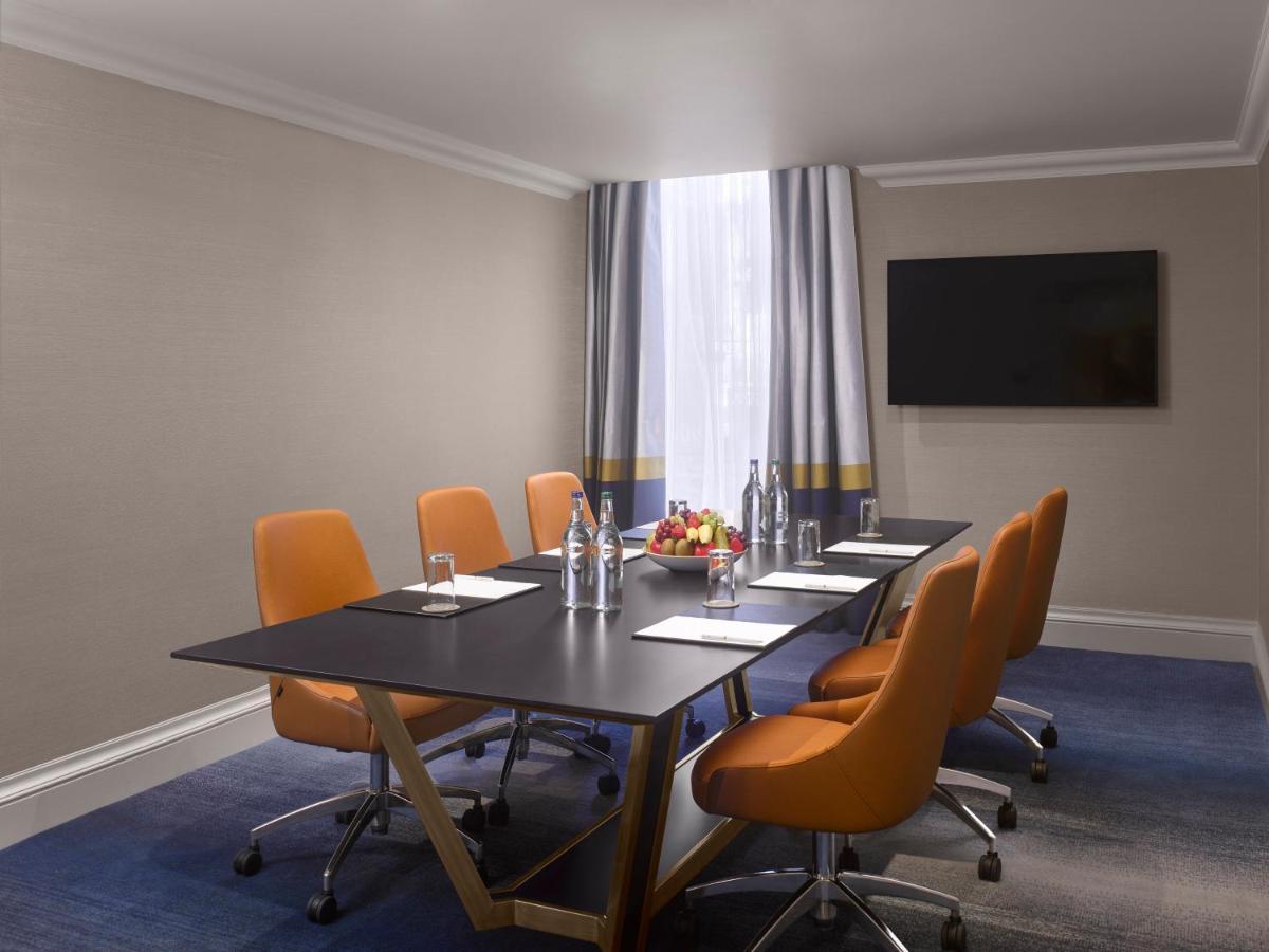 Staybridge Suites Dubai Internet City By Ihg מראה חיצוני תמונה